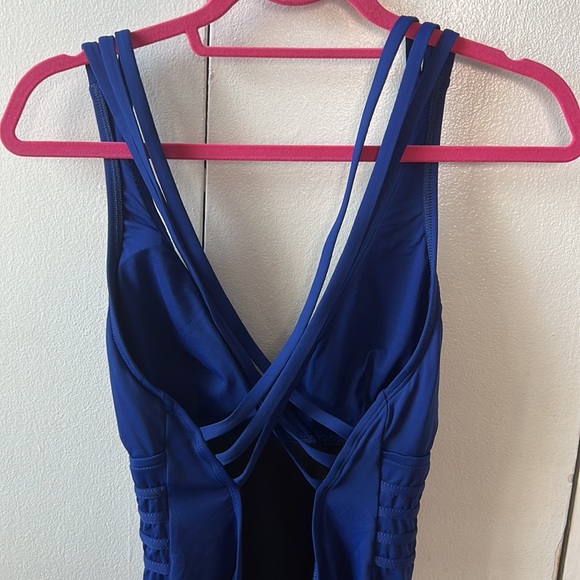 La Blanca Cross Back One Piece Swimsuit in Blue - Picture 3 of 6